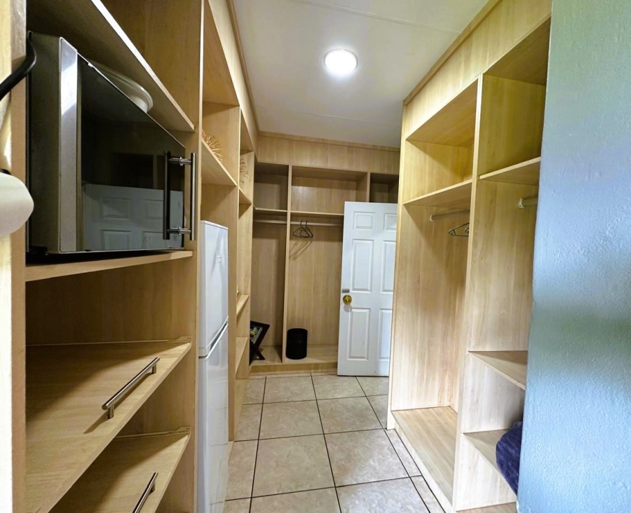 7 Bedroom Property for Sale in Deneysville Free State